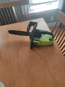 Poulan 2000, 30cc, 14” Vintage Chainsaw
