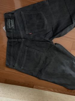 Grey 32X 32 Levis Men Jeans (used twice)
