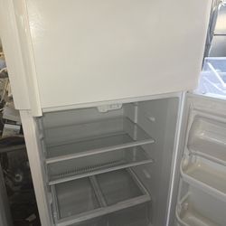Frigidaire Fridge Apt Size 30 By 67 High