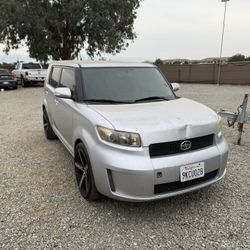 2008 scion xb sticks shift 