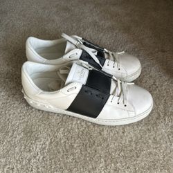 Valentino Sneakers
