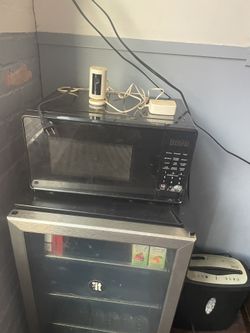 Small Microwave 