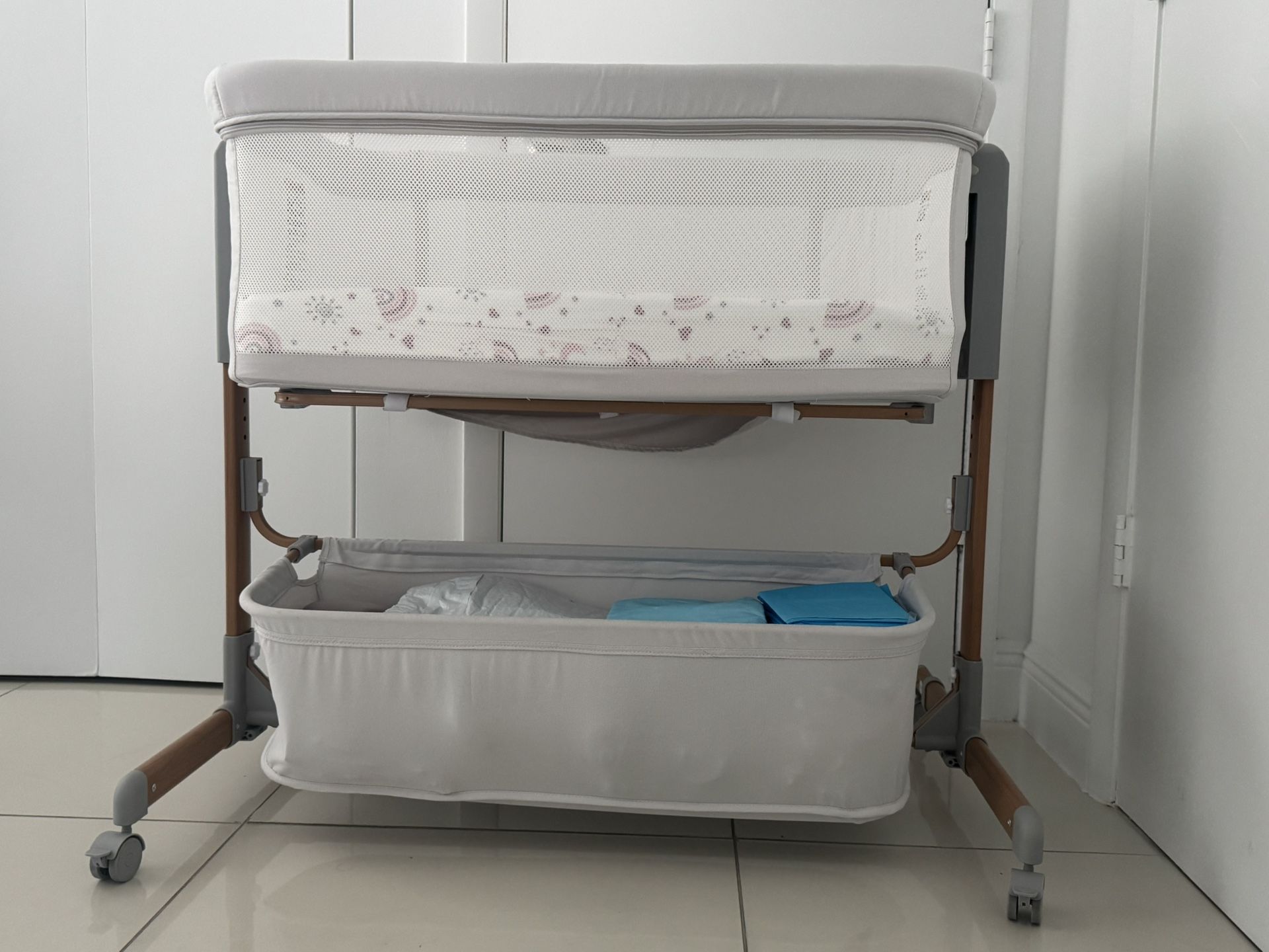3-1 Baby bassinet