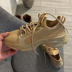 Juicy Sneakers