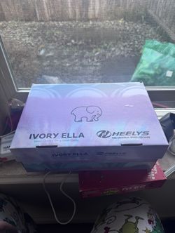 Girls Heelys