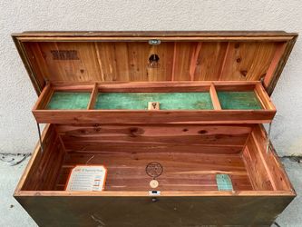 Vintage Lane Cedar Chest
