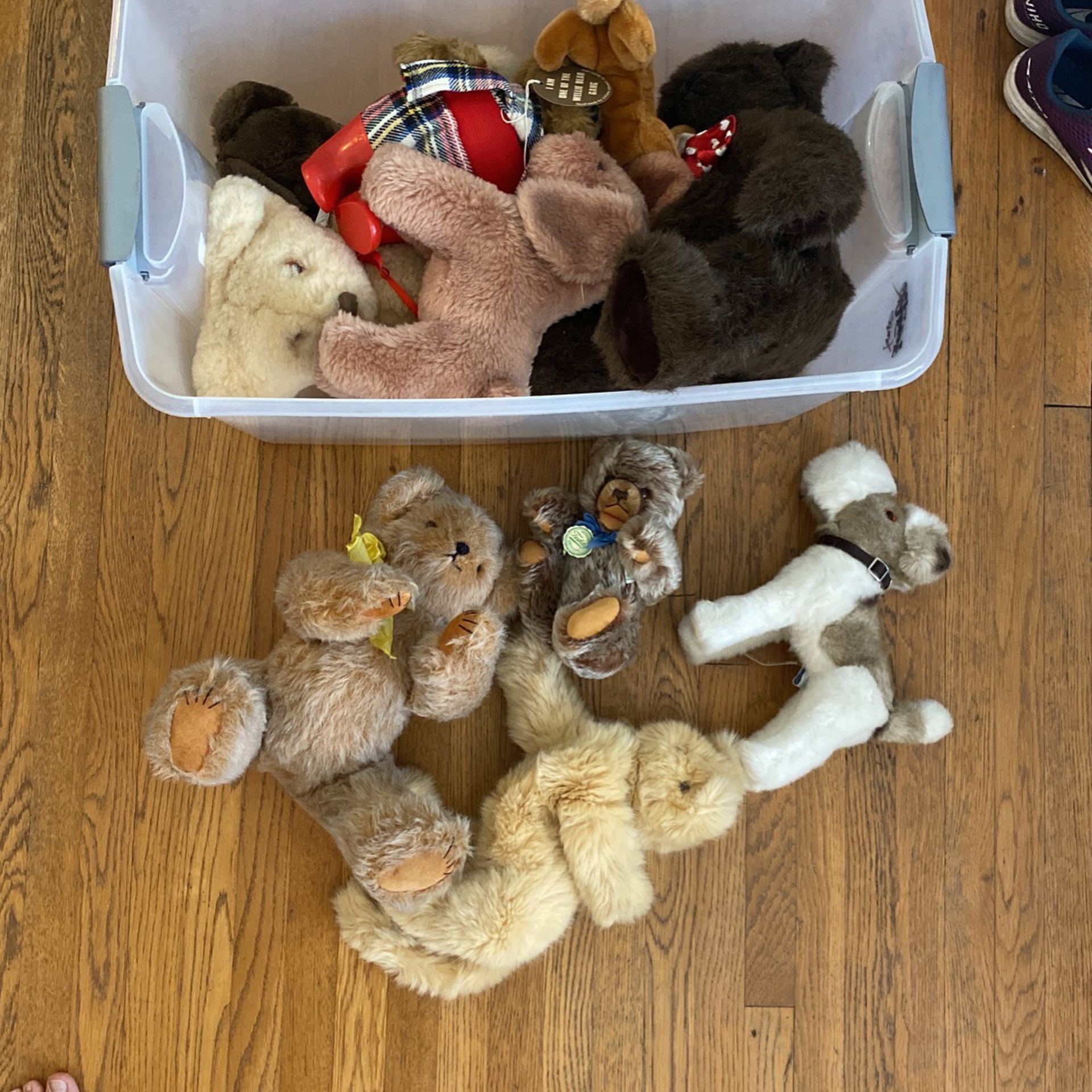 Entire Box Of Vintage teddys, Stuffed Animals NWT