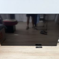 70” Samsung Smart TV 