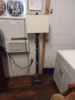 57"   High   Solid   Wood  Beautifull  Standing  Lamp