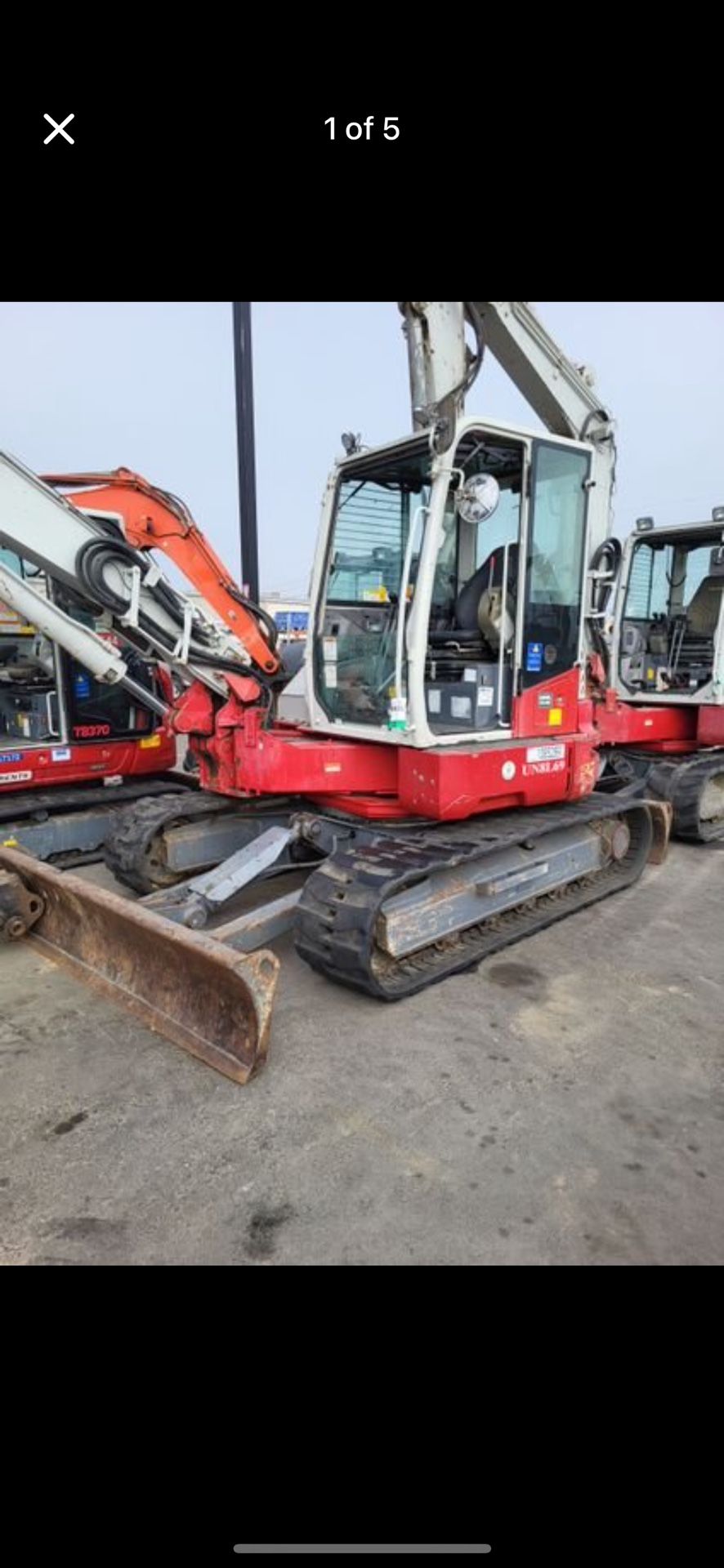 2018 TAKEUCHI EXCAVATOR 19000# REDUCED TAIL SWING - Model: TB280FR