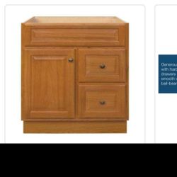 Glacier Bay
Hampton 30 in. W x 21 in. D x 33.5 in. H Bath Vanity Cabinet without Top in Oak
3 AVAILABLE  NEW $$200 EACH 
