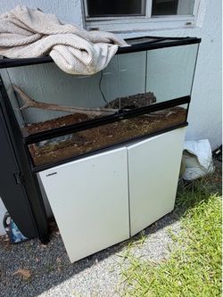 Free Pet tank