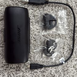 Bose Sportsound Free Wireless headphones