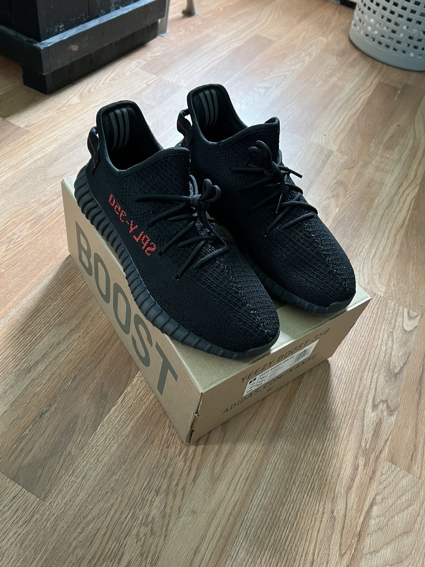 Adidas Yeezy Boost 350 V2 'Bred'