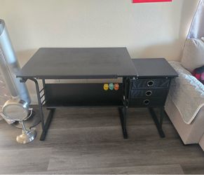 Black Computer Desk / Office Desk ā $20