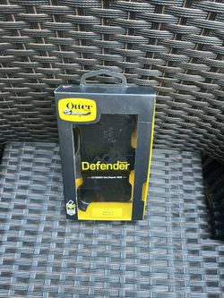 NEW OtterBox Defender Series Rugged Protection for iPhone 8 & iPhone 7 