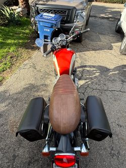 Triumph T100 Bonneville
