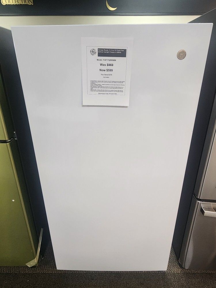 Garage Ready 17.3 cu.ft.Frost Free Defrost Upright Freezer in White