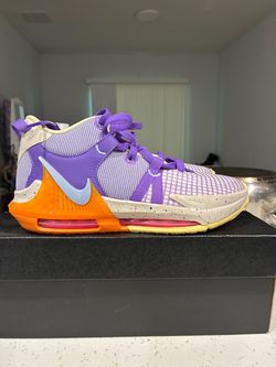 Lebrons size 5.5