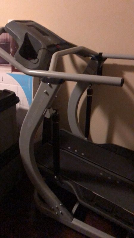 Bowflex treadclimber tc20 like new