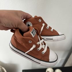Toddler Boys Converse Shoes Size 8