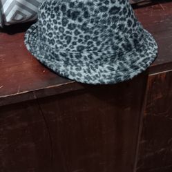 Snow Leppard Fedora