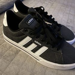 Adidas Men’s Sneakers 