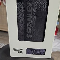 Stanley 40 oz Quencher Carry-all