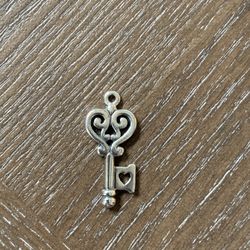 James Avery Key To My Heart Charm