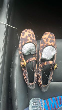 Leopard flats