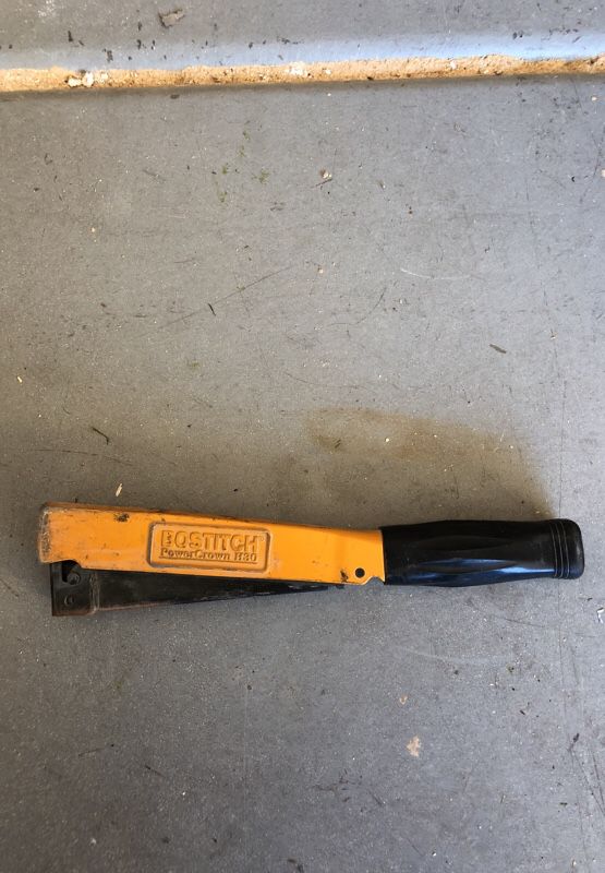 Bostitch power crown H30 hammer stapler