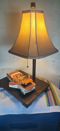 BEATIFUL FORD FIRELANE  TABLE LAMP