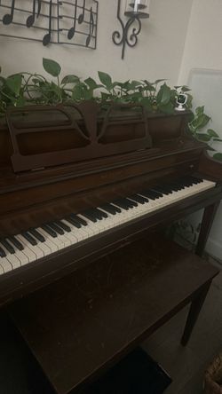 Piano upright 52” wide