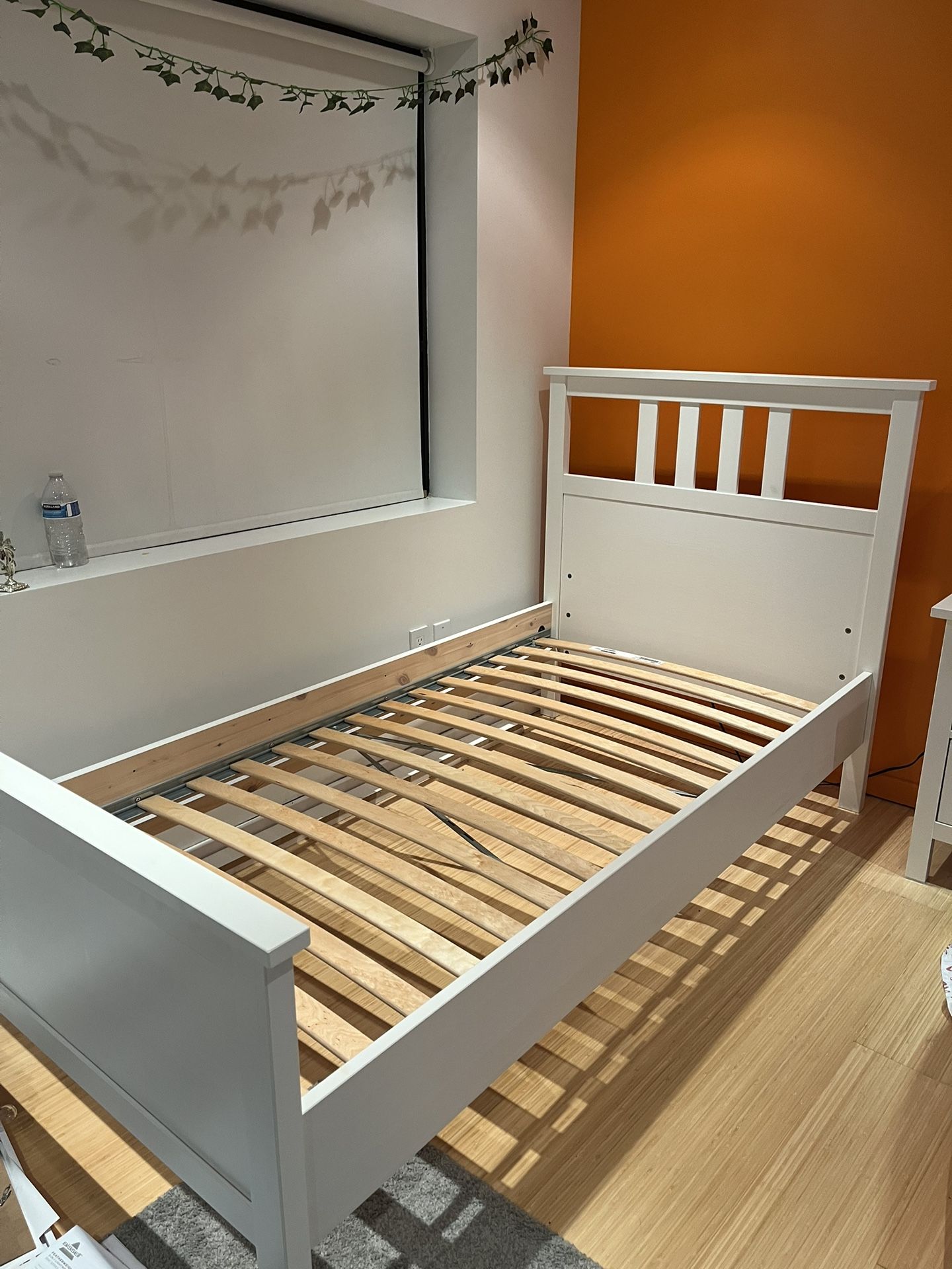 Hemnes IKEA Twin Bed frame
