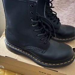 Dr Martens Women Boots 
