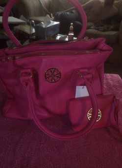 Avon Sabrina bag w Wallet clutch