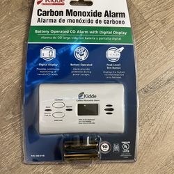 Middle carbon monoxide Deterctor NEW