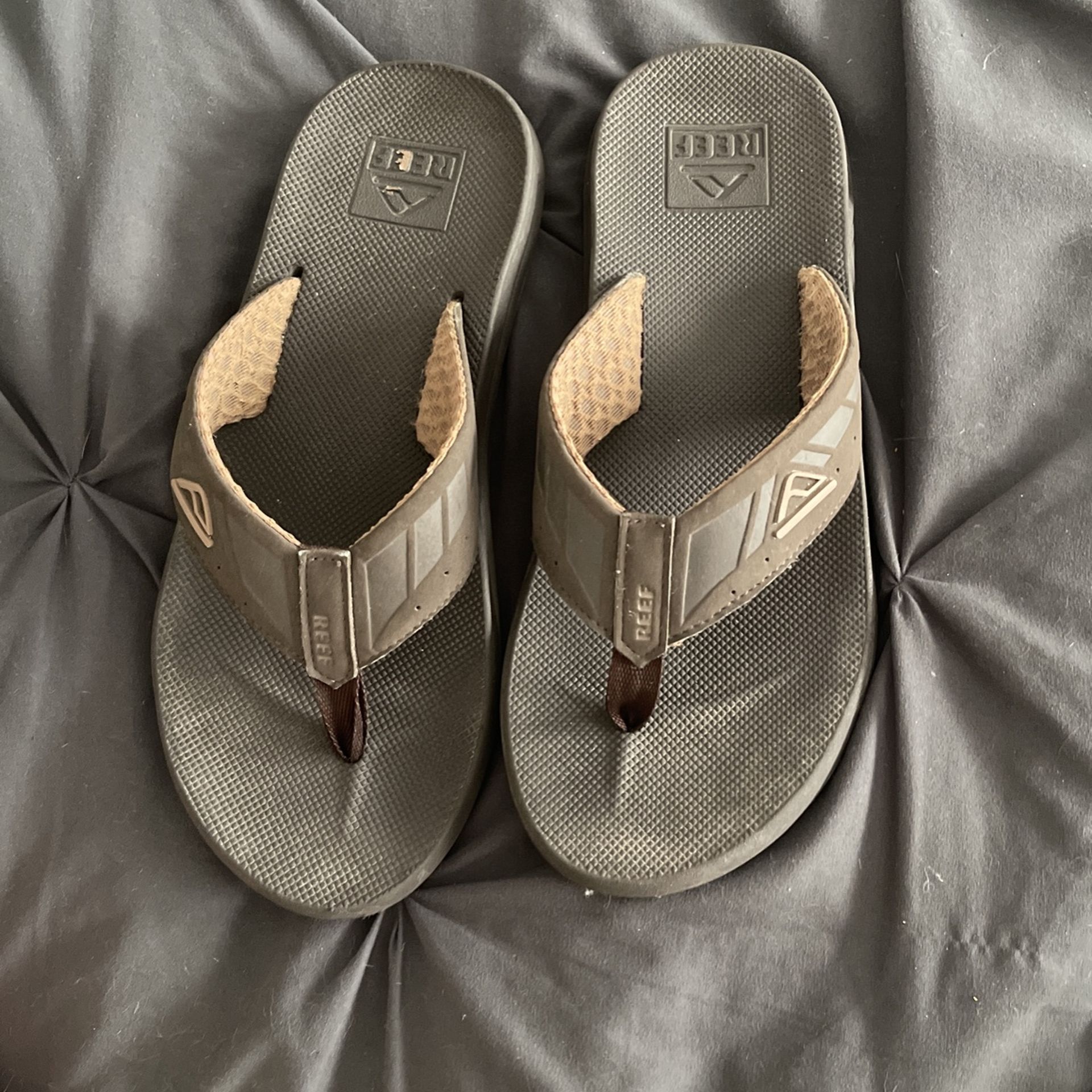 Reef flip flops