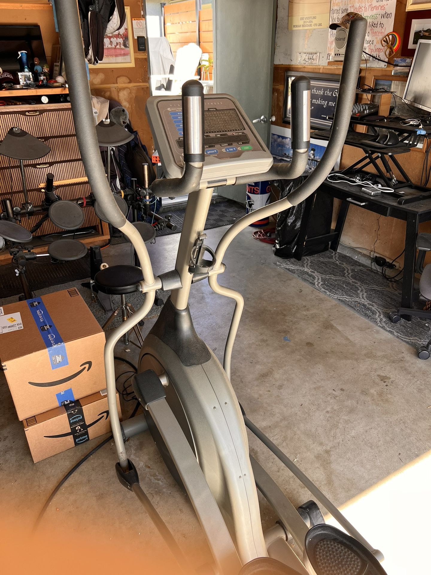 Vision Fitness X6200 Elliptical