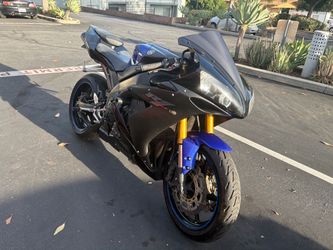 2005Yamaha  R1000