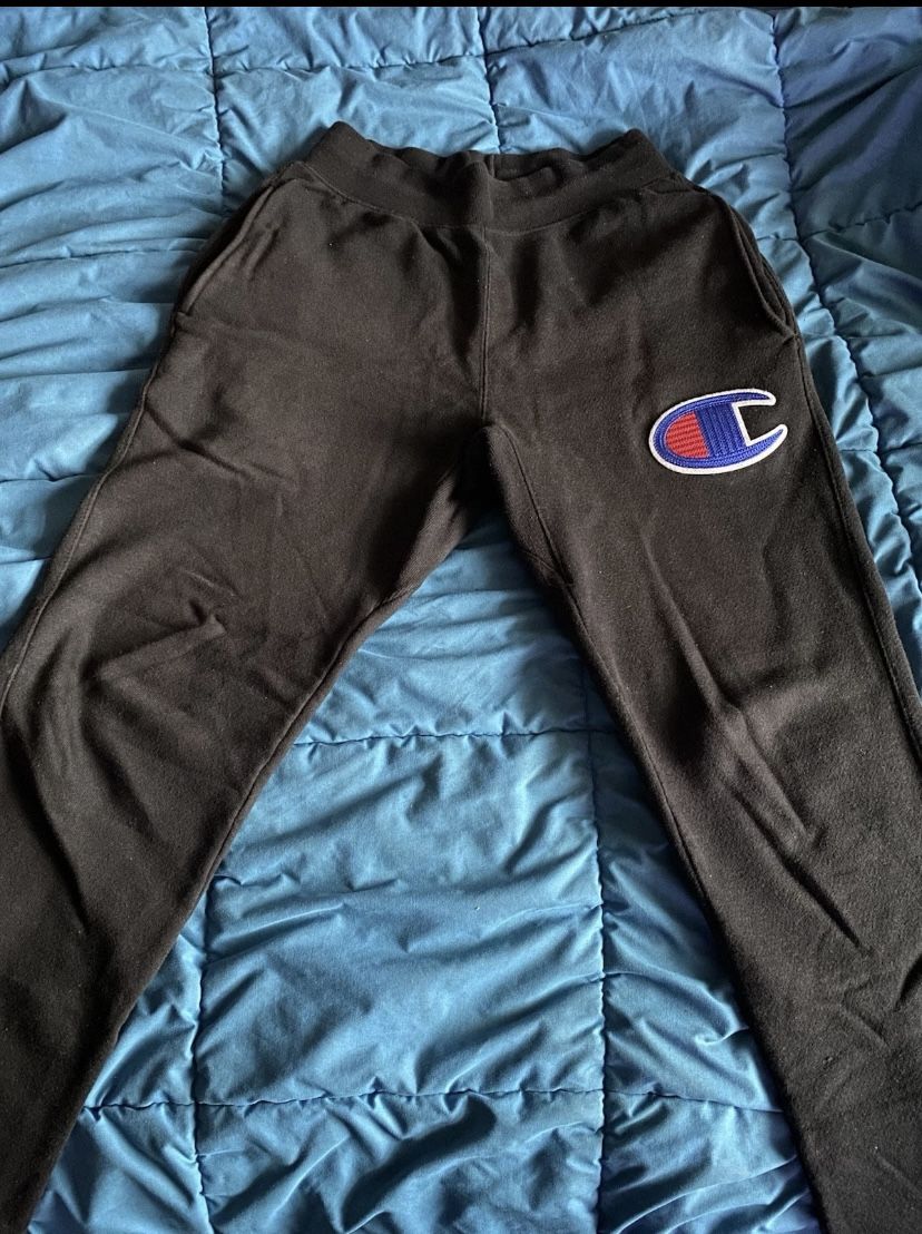 Champion Men's Black Joggers Size Small
