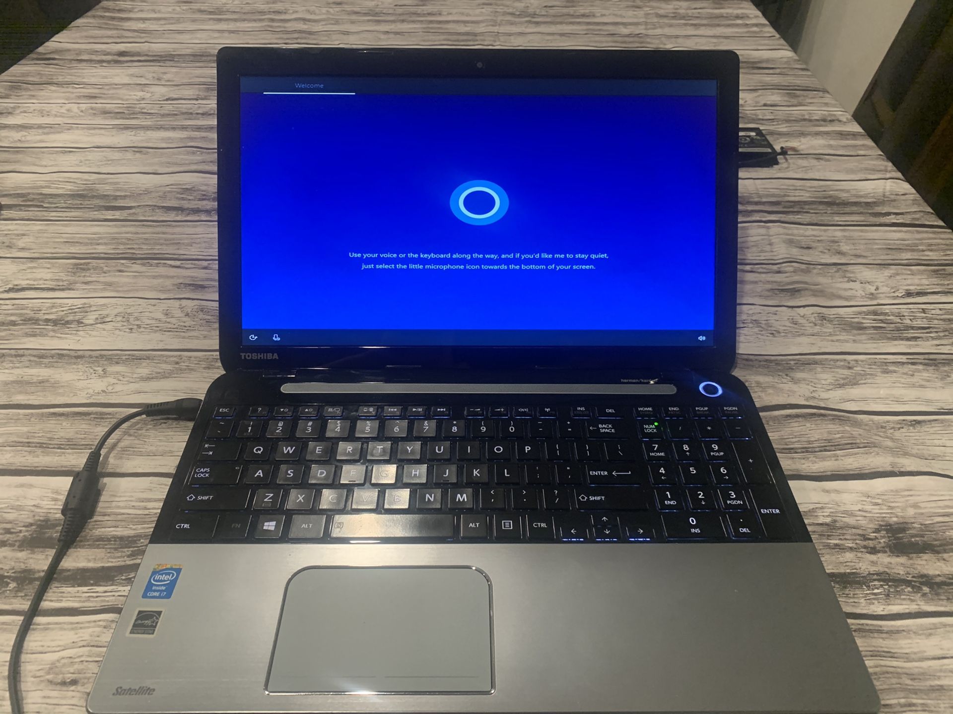 toshiba laptop satellite s55-A5364