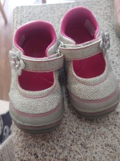 Baby girl shoe
