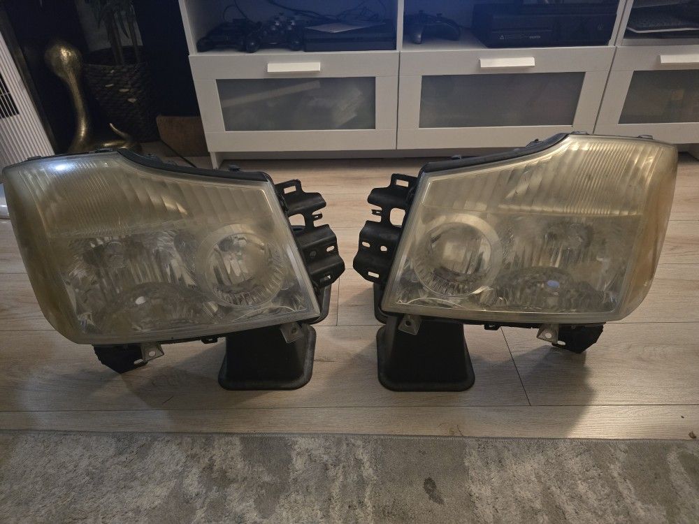 Nissan Titan 06 Headlights OEM