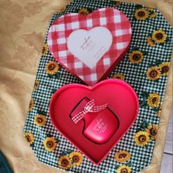 Gingham Love Perfume 