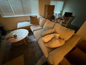 Sectional Sofa w/ Chaise Lounge