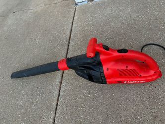 Black & Decker "Leaf Hog" 12-Amp Electric Leaf Blower - Model BV2500