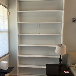 Funko / book shelf 