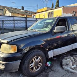 2004 Ford Expedition