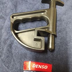Tire Mounting Assistant/Tool For RunFlats Low profiles